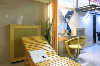 xspa apartment cryptocurrency pay available