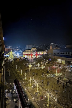 nest bohemian city center