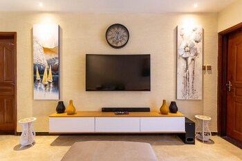stay plus dennis garden apartment