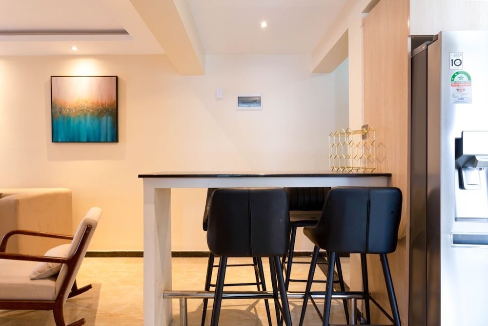 stay plus dennis garden apartment