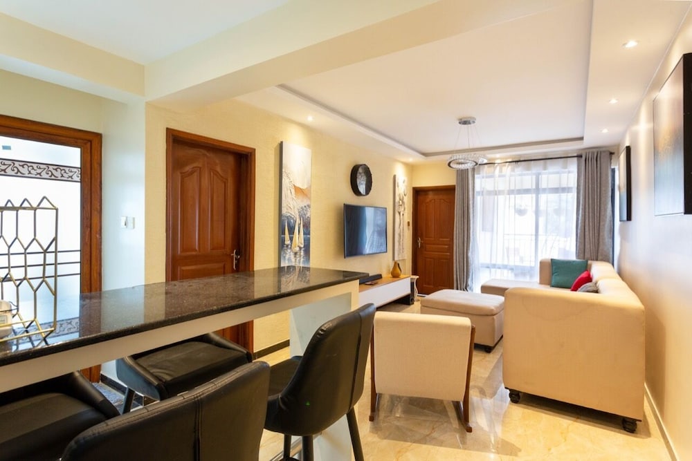 stay plus dennis garden apartment