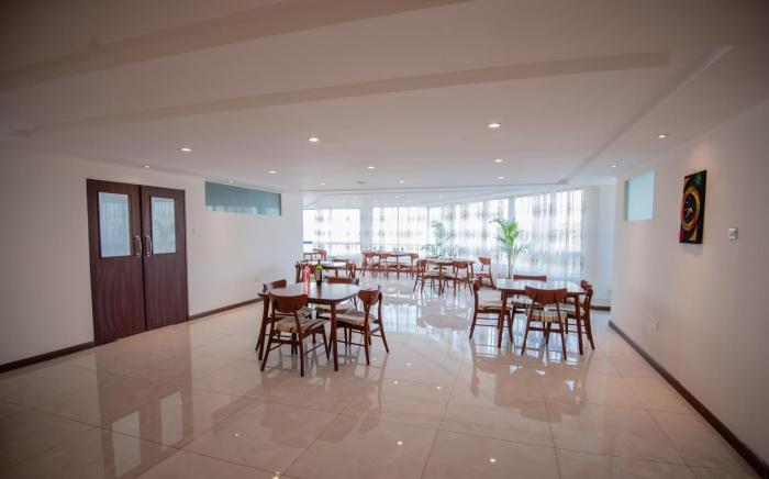the crossroads hotel westlands