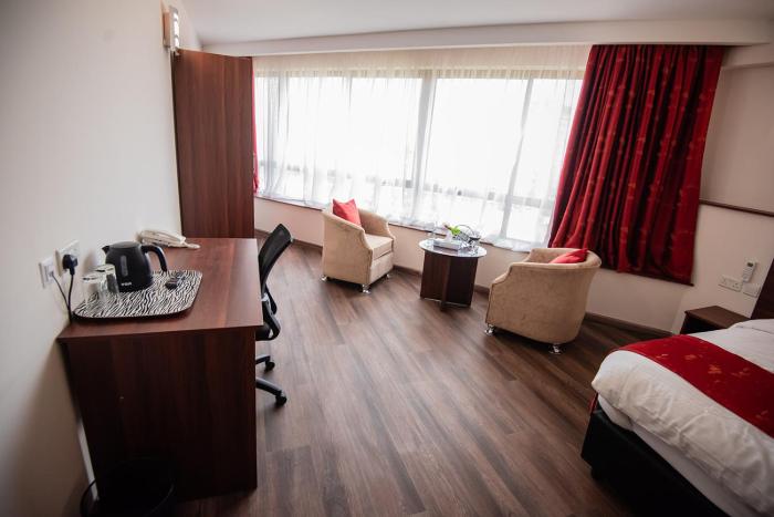 the crossroads hotel westlands