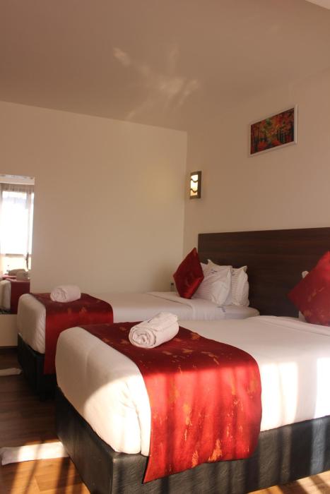 the crossroads hotel westlands