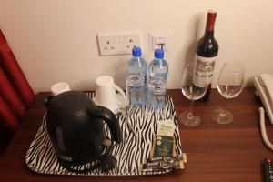 the crossroads hotel westlands
