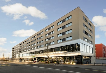 holiday inn zurich messe by ihg