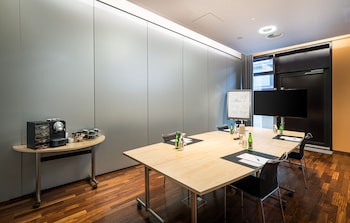 holiday inn zurich messe by ihg