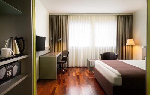 holiday inn zurich messe by ihg