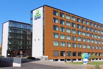 holiday inn express zurich airport by ihg