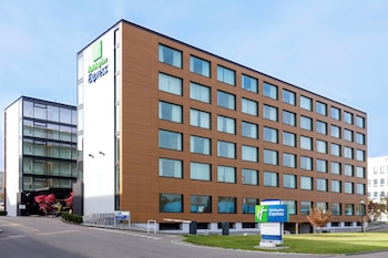 holiday inn express zurich airport by ihg