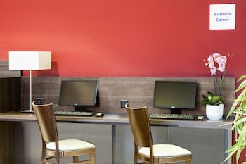 holiday inn express zurich airport by ihg