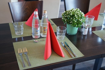 holiday inn express zurich airport by ihg