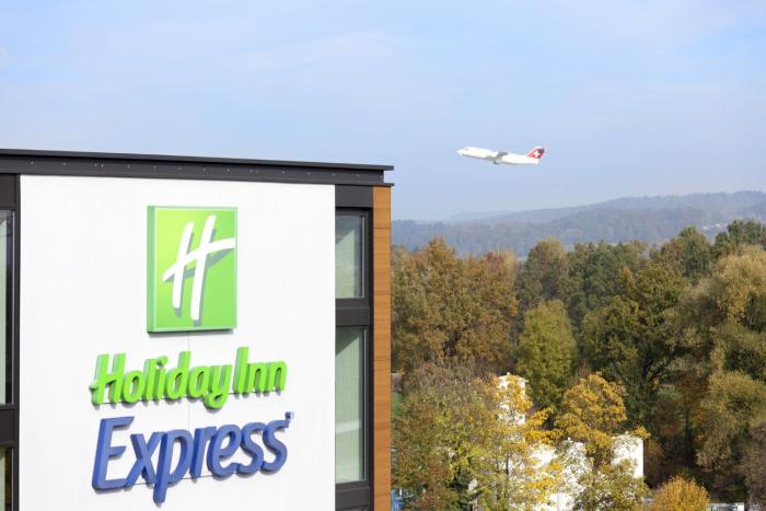 holiday inn express zurich airport by ihg