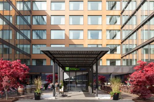 holiday inn express zurich airport by ihg