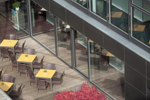 holiday inn express zurich airport by ihg