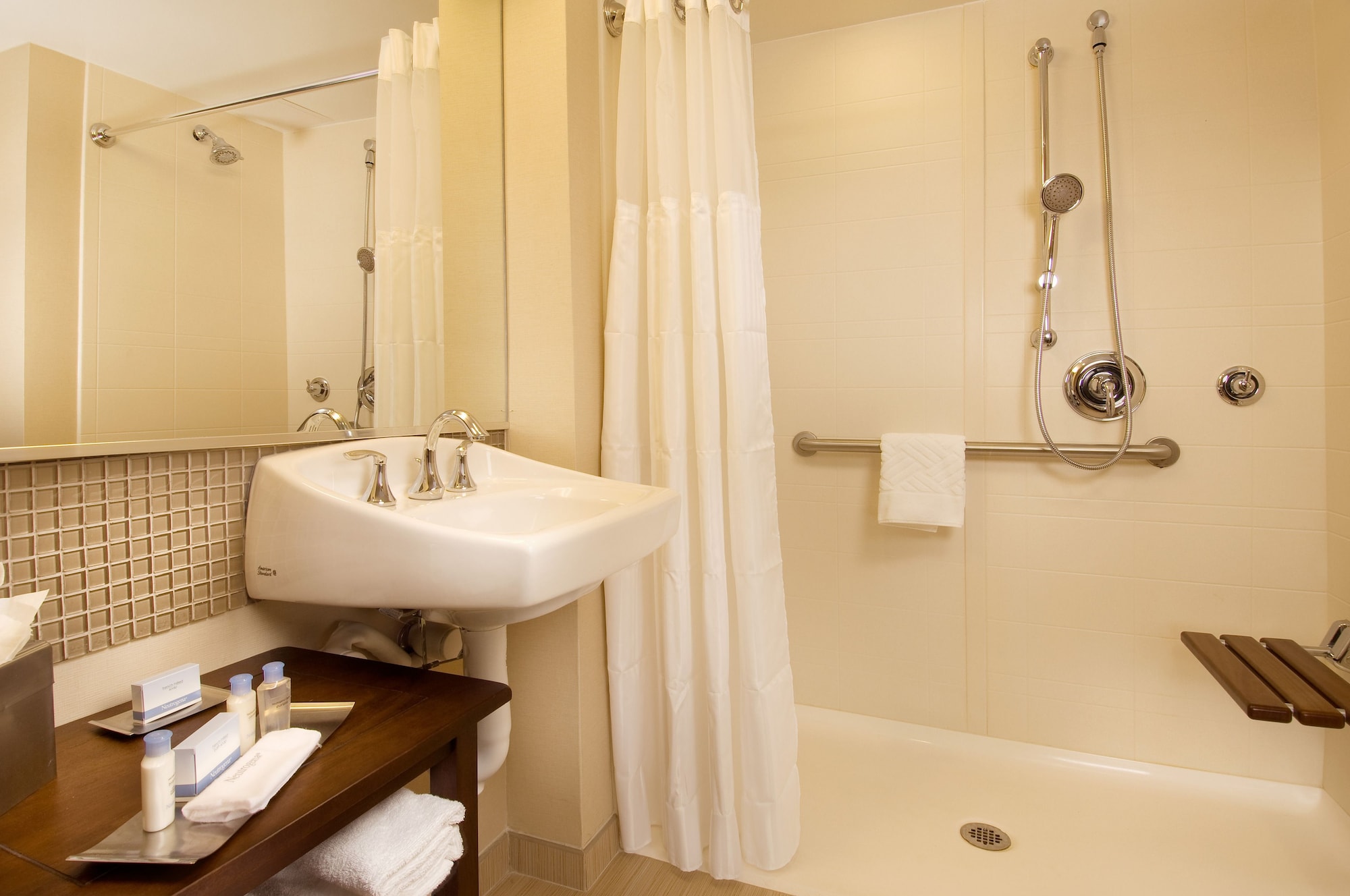 doubletree by hilton sterling dulles airport