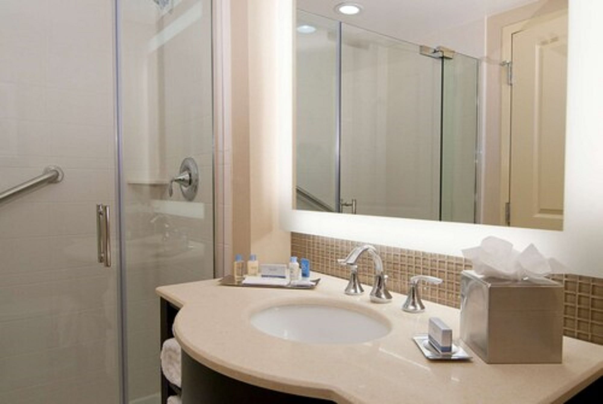 doubletree by hilton sterling dulles airport