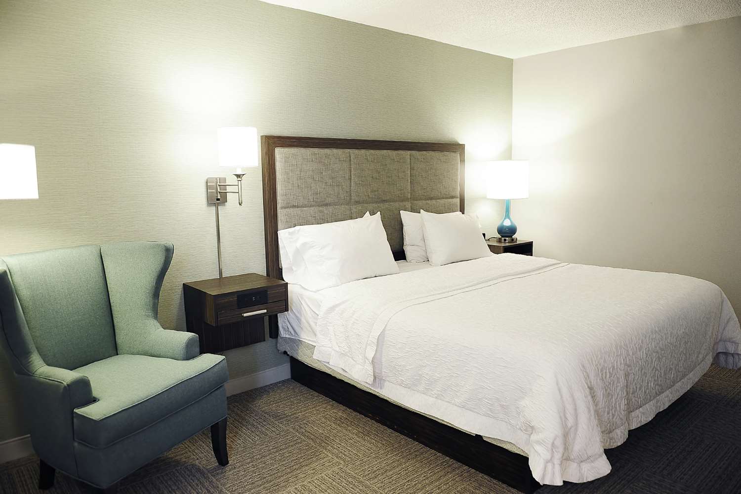 doubletree by hilton sterling dulles airport