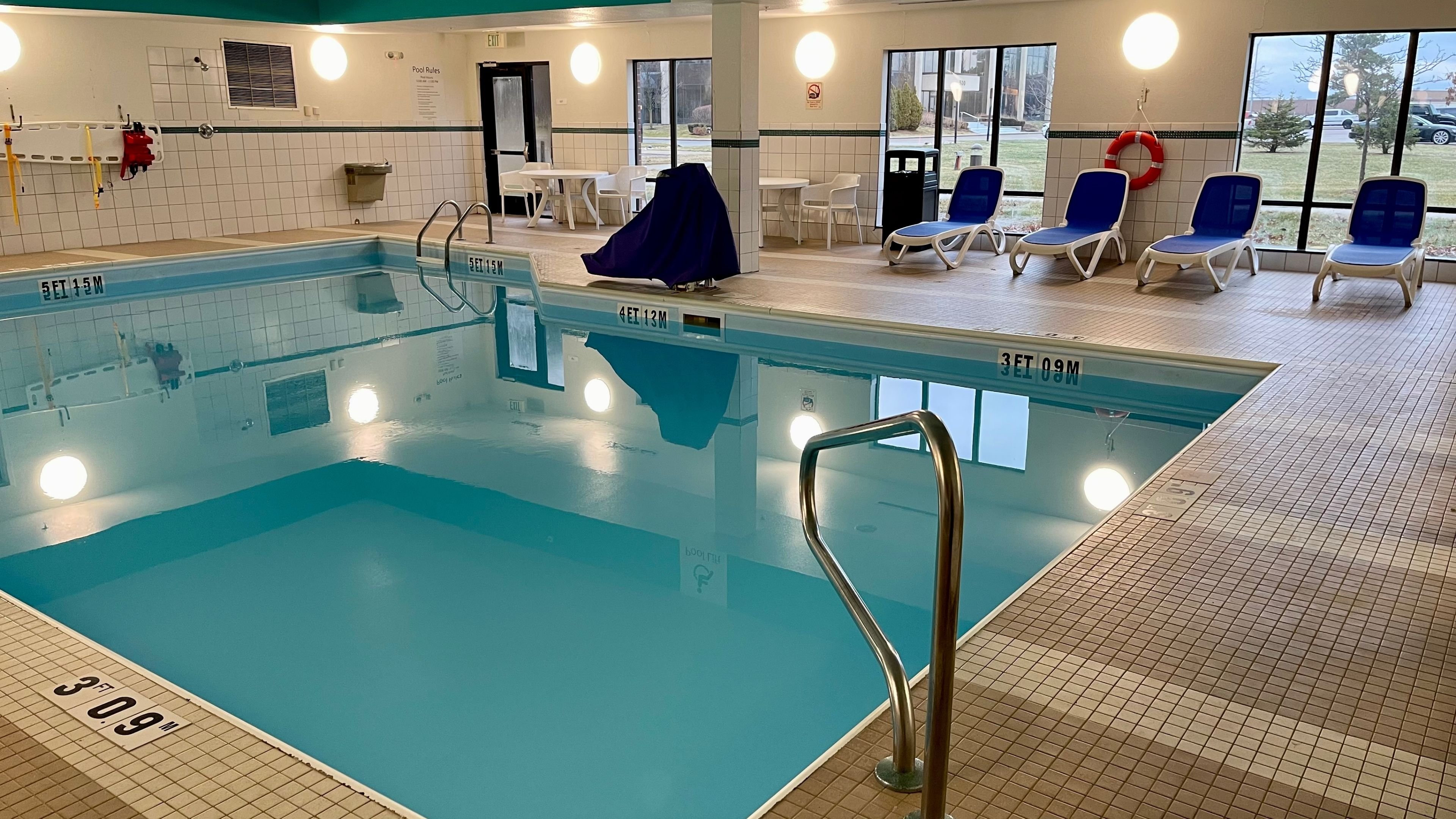 holiday inn express and suites detroit north troy by ihg