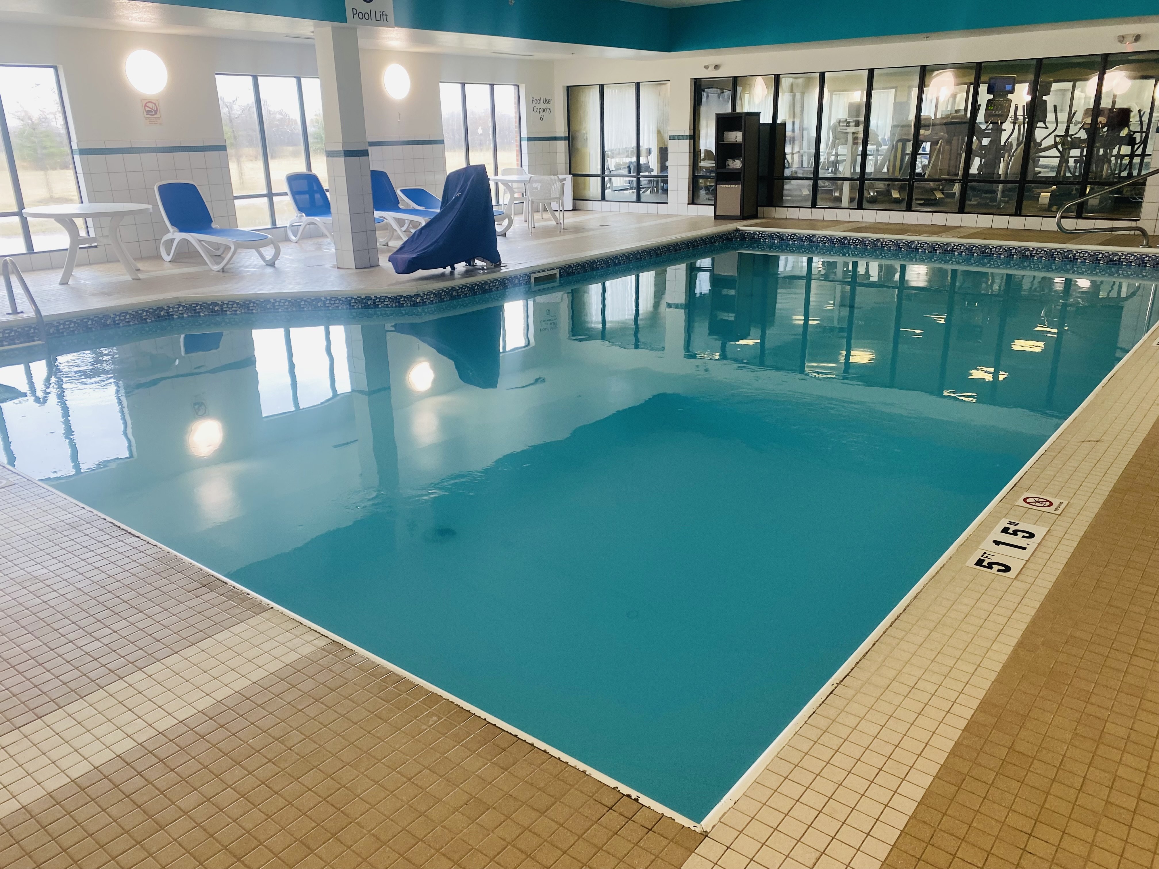 holiday inn express and suites detroit north troy by ihg