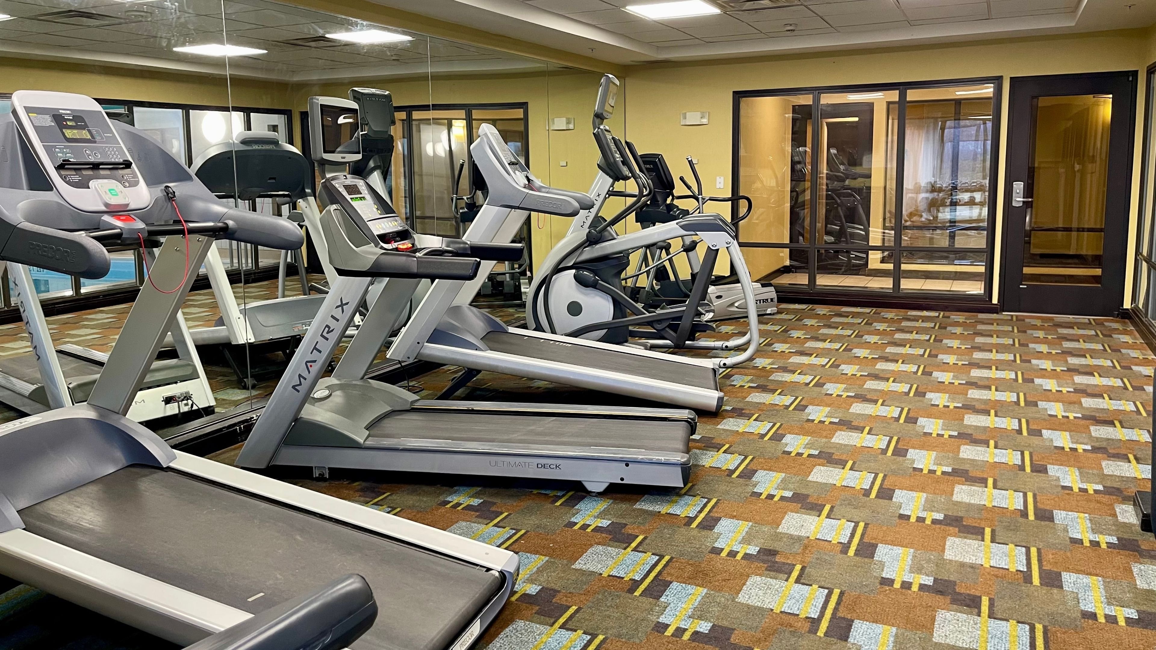 holiday inn express and suites detroit north troy by ihg