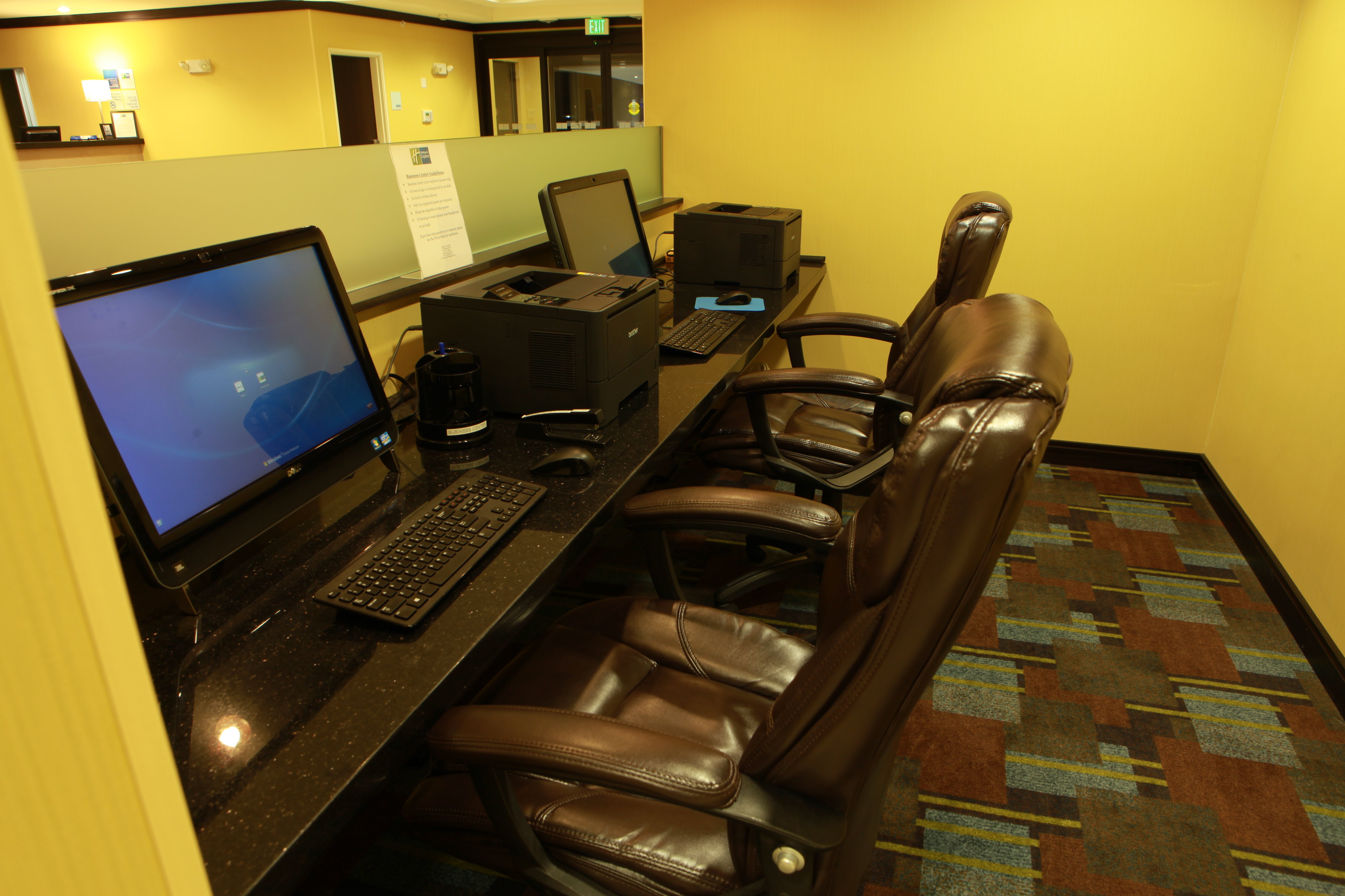 holiday inn express and suites detroit north troy by ihg