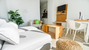 aparthotel houm plaza son rigo