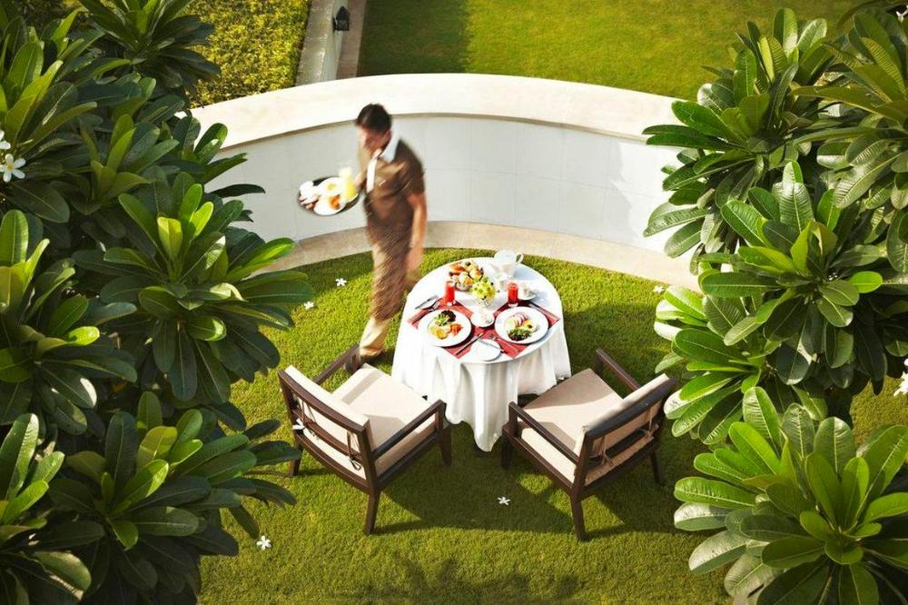 taj surajkund resort and spa delhi ncr