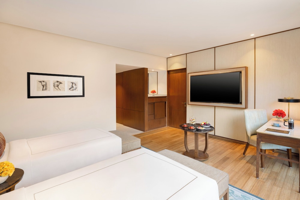 taj surajkund resort and spa delhi ncr