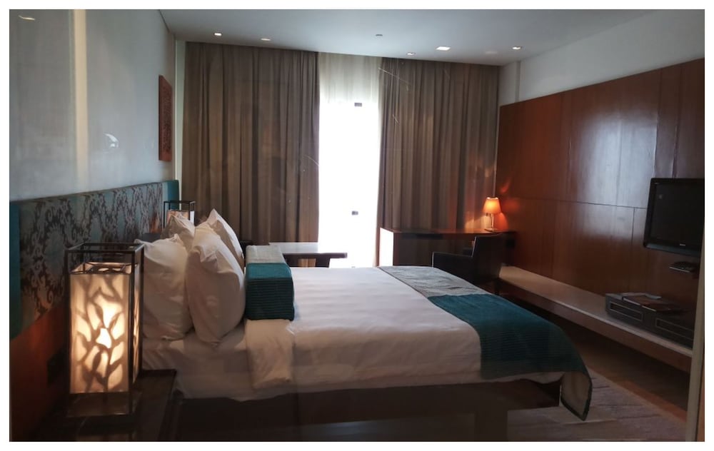 taj surajkund resort and spa delhi ncr