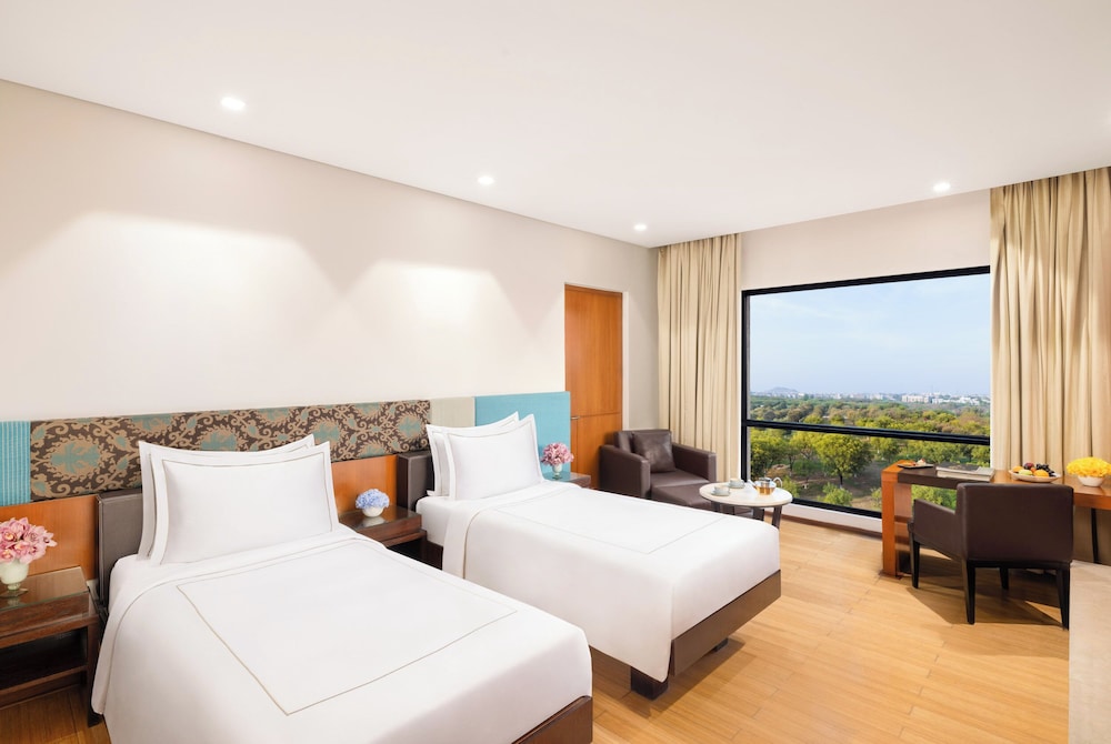 taj surajkund resort and spa delhi ncr