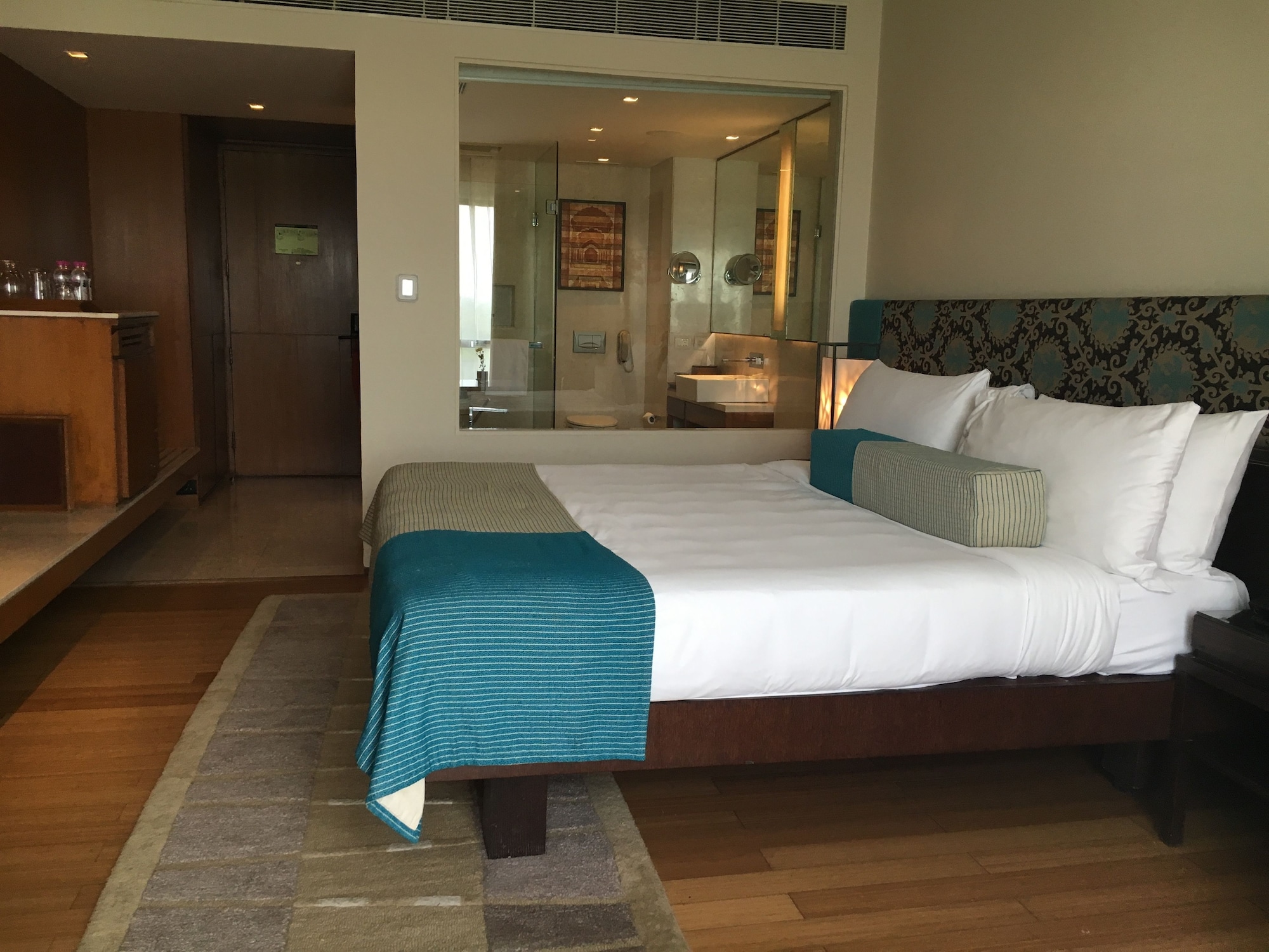 taj surajkund resort and spa delhi ncr