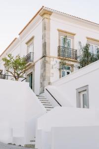 colegio charm house