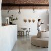 colegio charm house