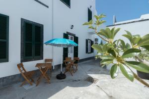 lagoa hostel and suites