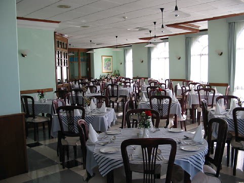 gillieru harbour hotel