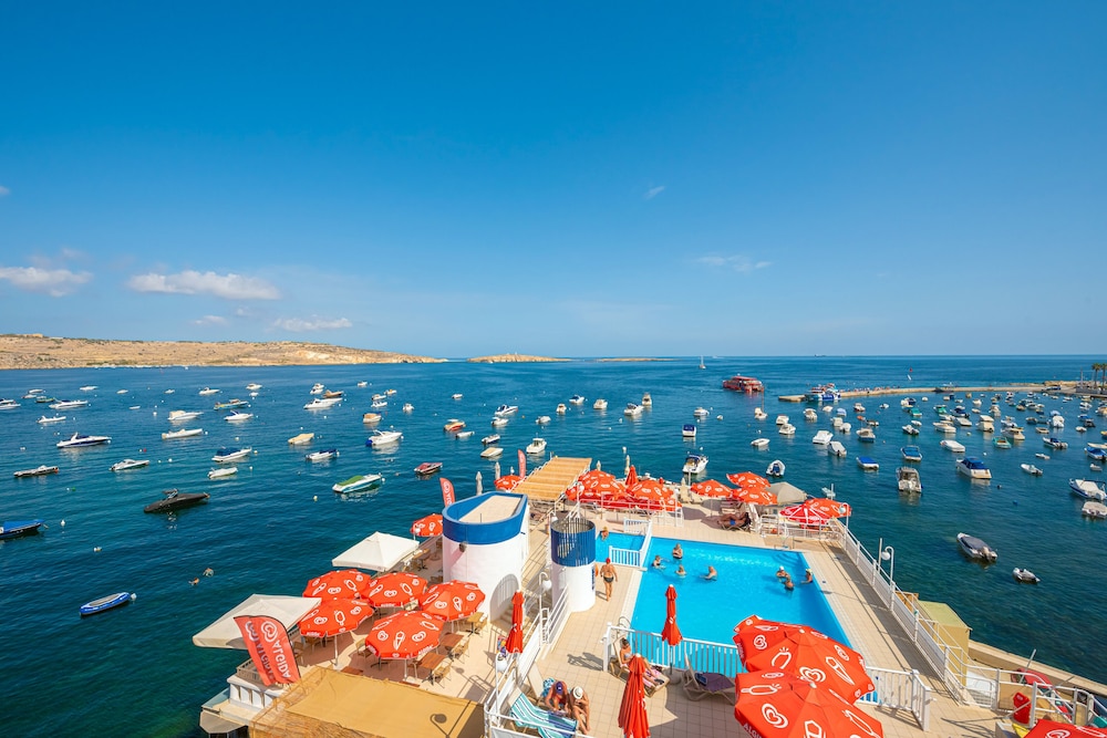 gillieru harbour hotel