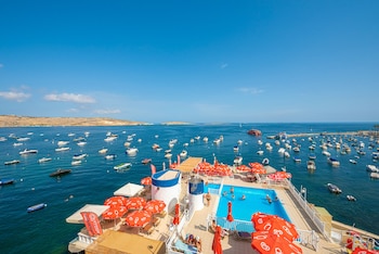 gillieru harbour hotel