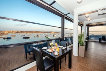 gillieru harbour hotel