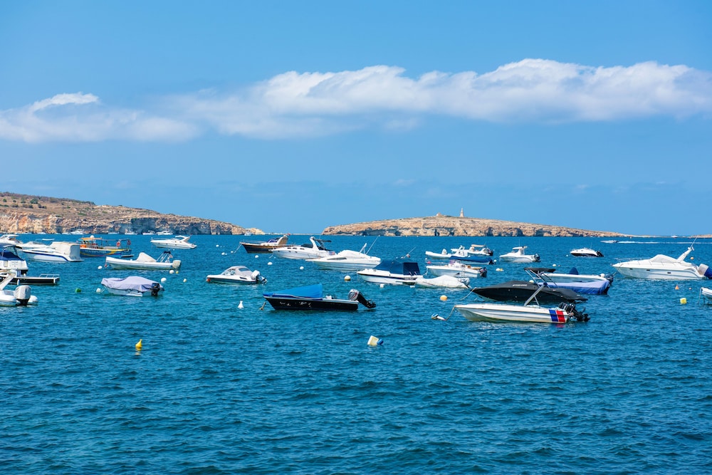 gillieru harbour hotel