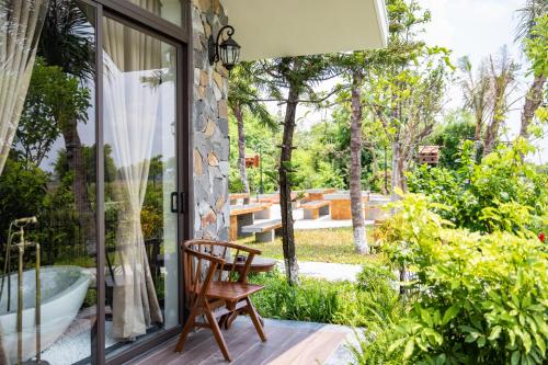 bai dinh riverside resort and spa