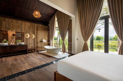 bai dinh riverside resort and spa