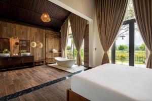 bai dinh riverside resort and spa