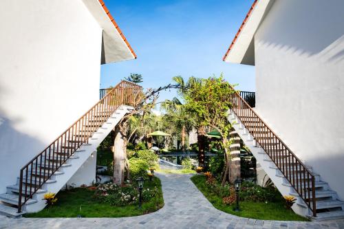 bai dinh riverside resort and spa
