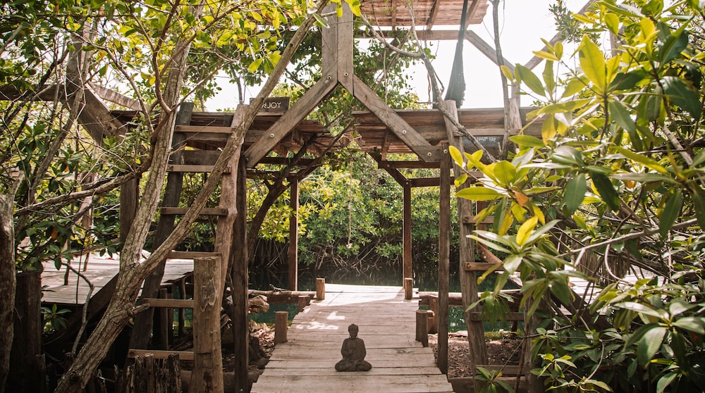 uman glamping and cenote tulum