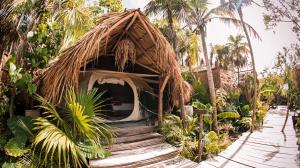 uman glamping and cenote tulum