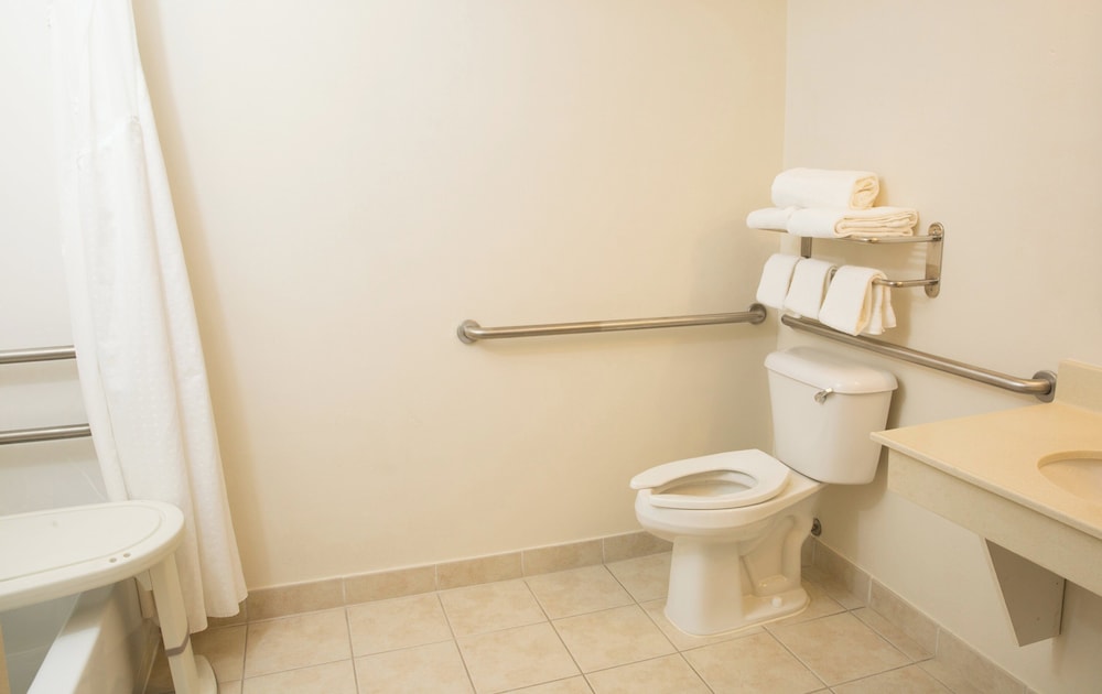 holiday inn express hotel and suites cherokee casino by ihg
