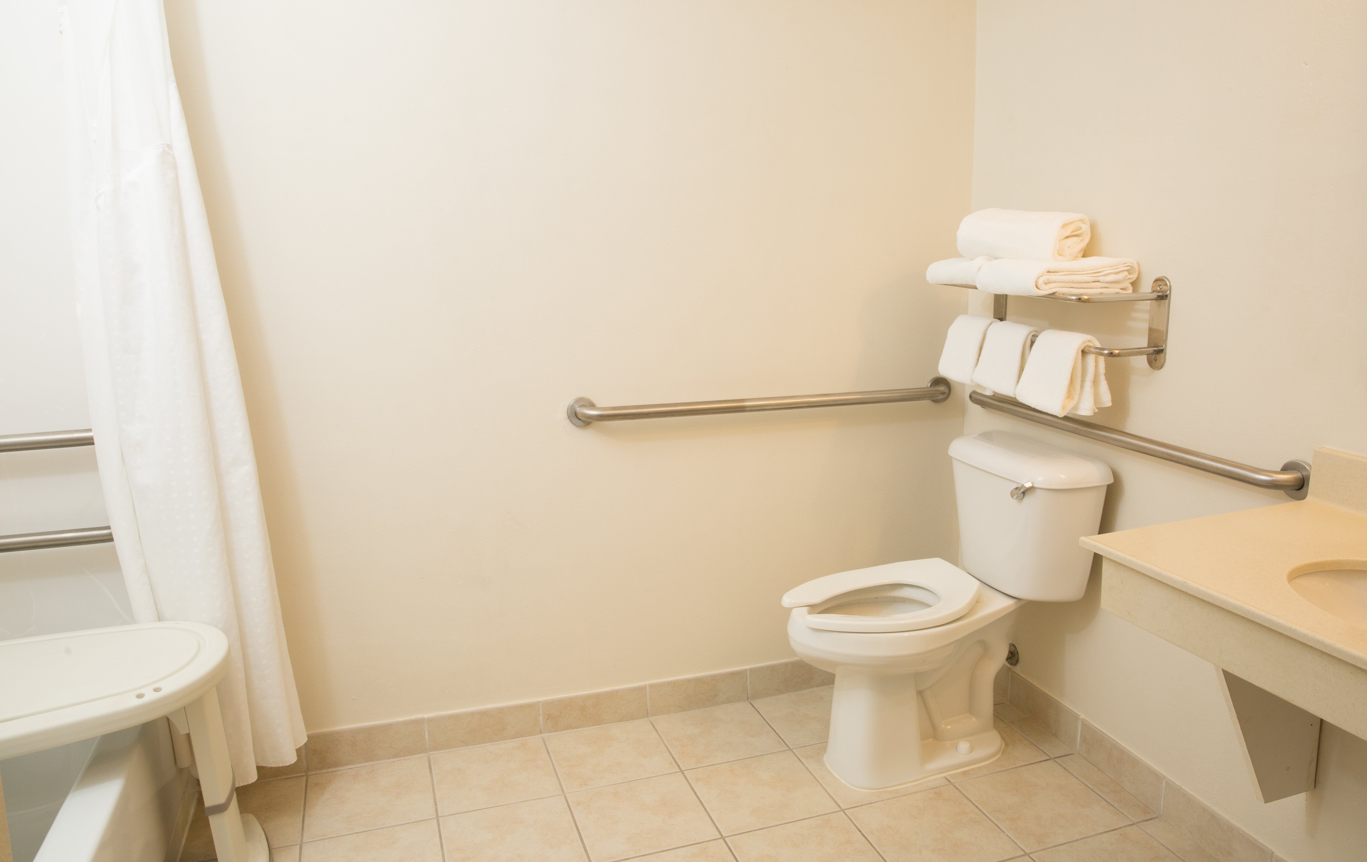 holiday inn express hotel and suites cherokee casino by ihg
