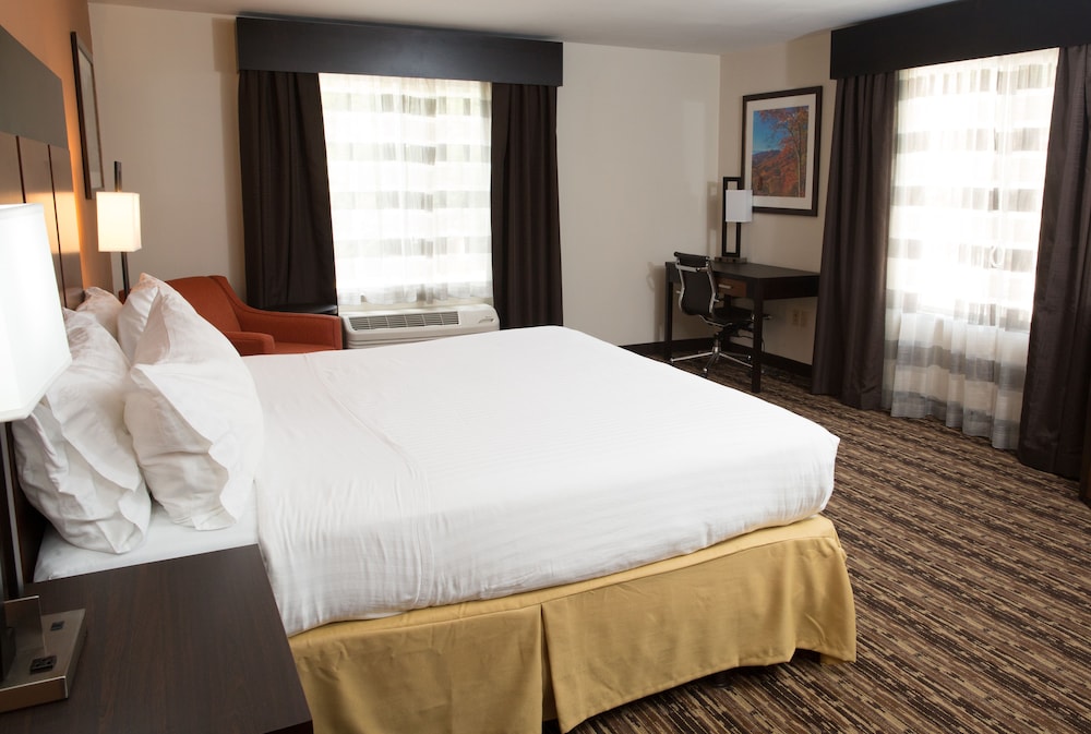 holiday inn express hotel and suites cherokee casino by ihg