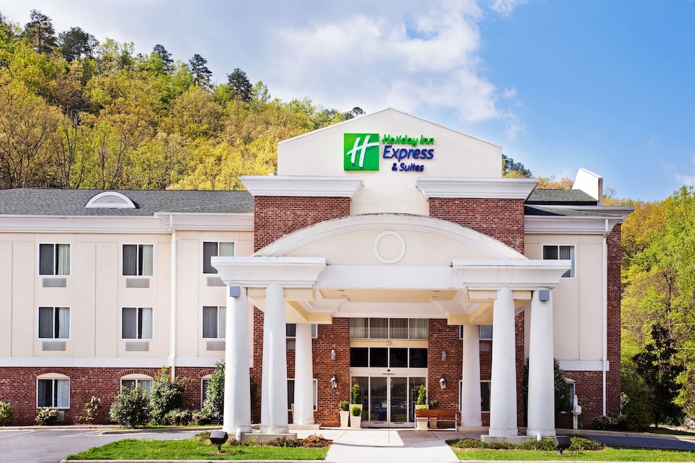 holiday inn express hotel and suites cherokee casino by ihg